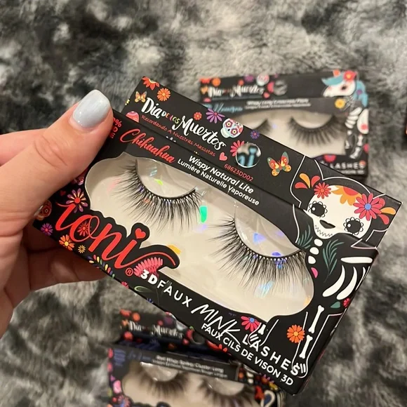 RARE Ioni Lashes Dia de los Muertos LIMITED EDITION FLASH SALE! SET OF 6 LASHES